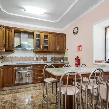 Solarium Valley Retreat 3-br 阿格特