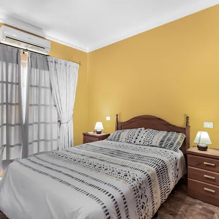 Solarium Valley Retreat 3-br * 阿格特